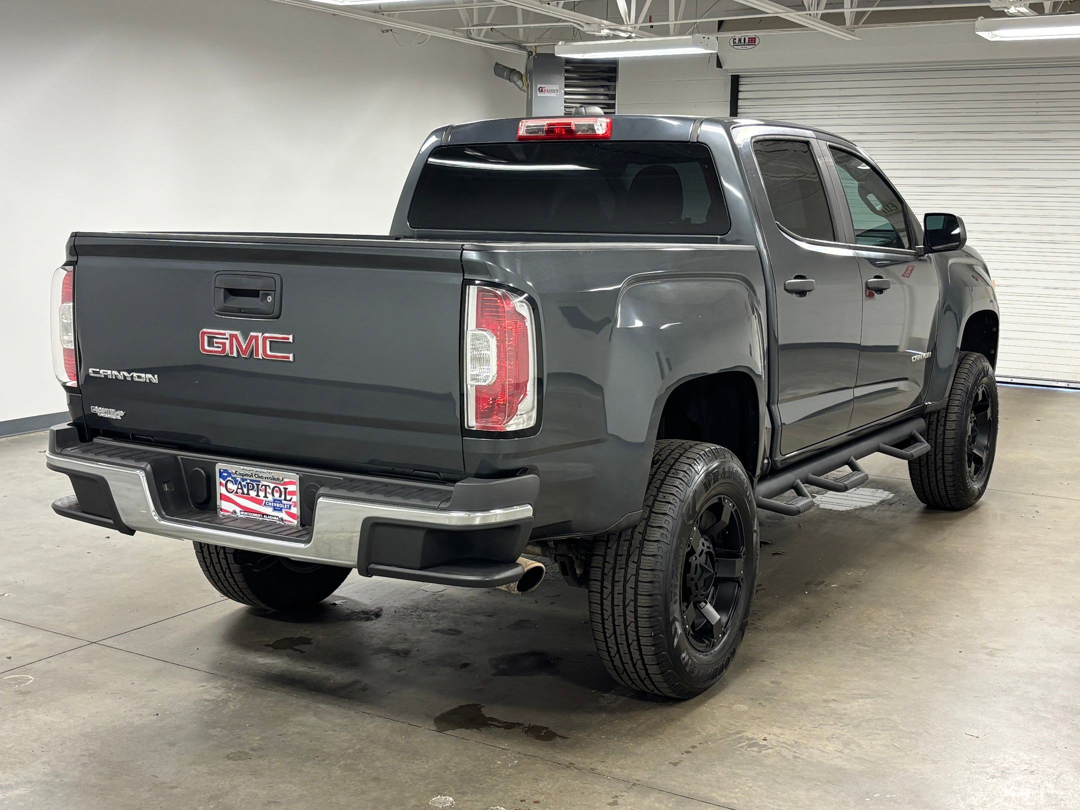 Used 2016 GMC Canyon 2WD Crew Cab w/ Convenience Package image 7