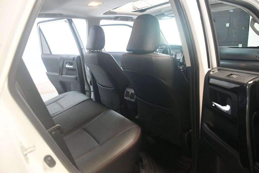 Used 2020 Toyota 4Runner TRD Off-Road Premium w/ Moonroof Package AWD/4WD image 40