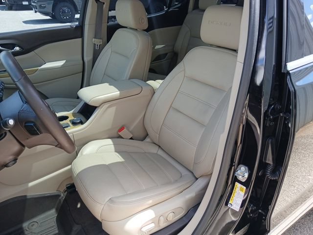 Used 2018 GMC Acadia Denali w/ Technology Package AWD/4WD image 36