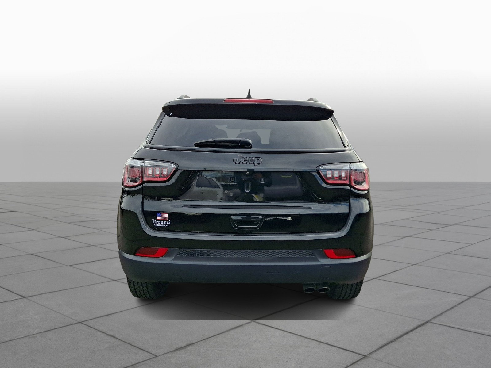 Used 2019 Jeep Compass Latitude FWD image 6