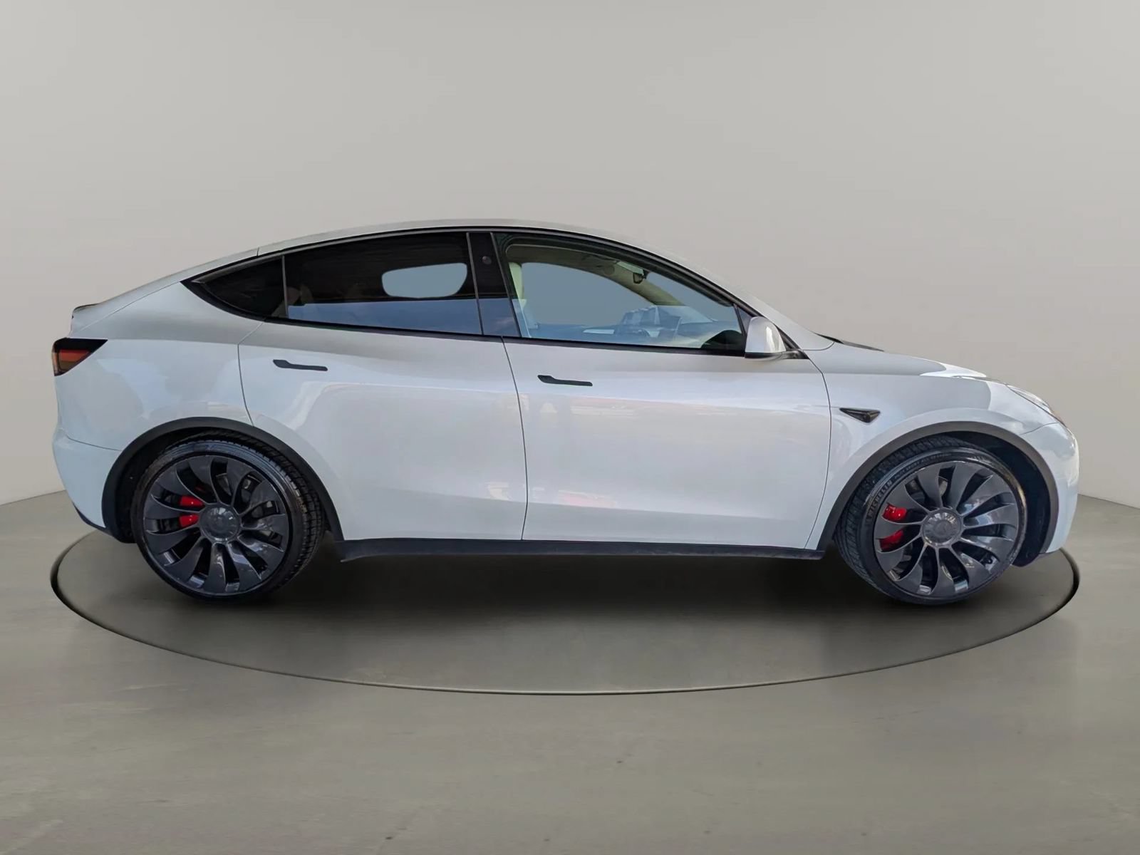 Used 2023 Tesla Model Y Performance AWD/4WD image 6