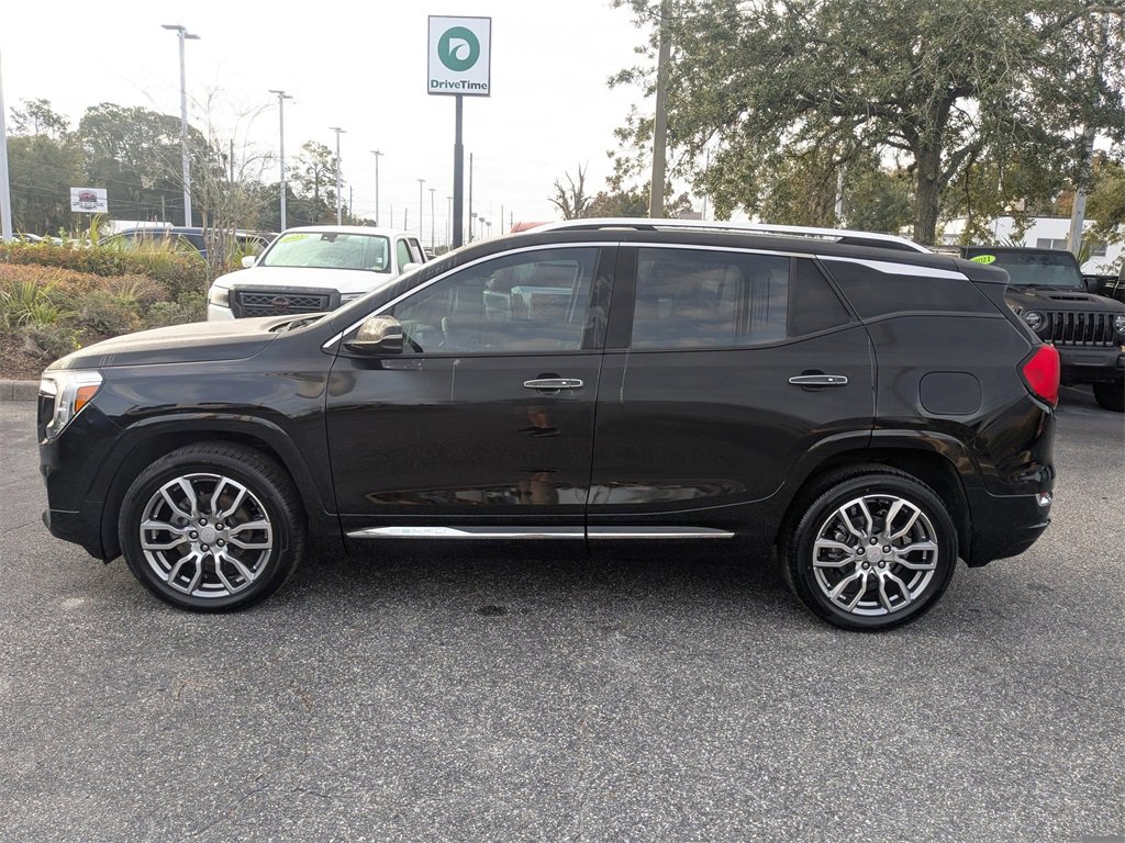 Used 2023 GMC Terrain Denali image 7