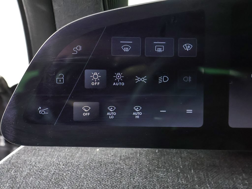 Used 2024 Lucid Air Touring AWD/4WD image 36