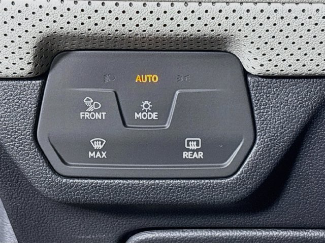 Certified 2026 Volkswagen Atlas Cross Sport SEL Premium R-Line AWD/4WD image 11