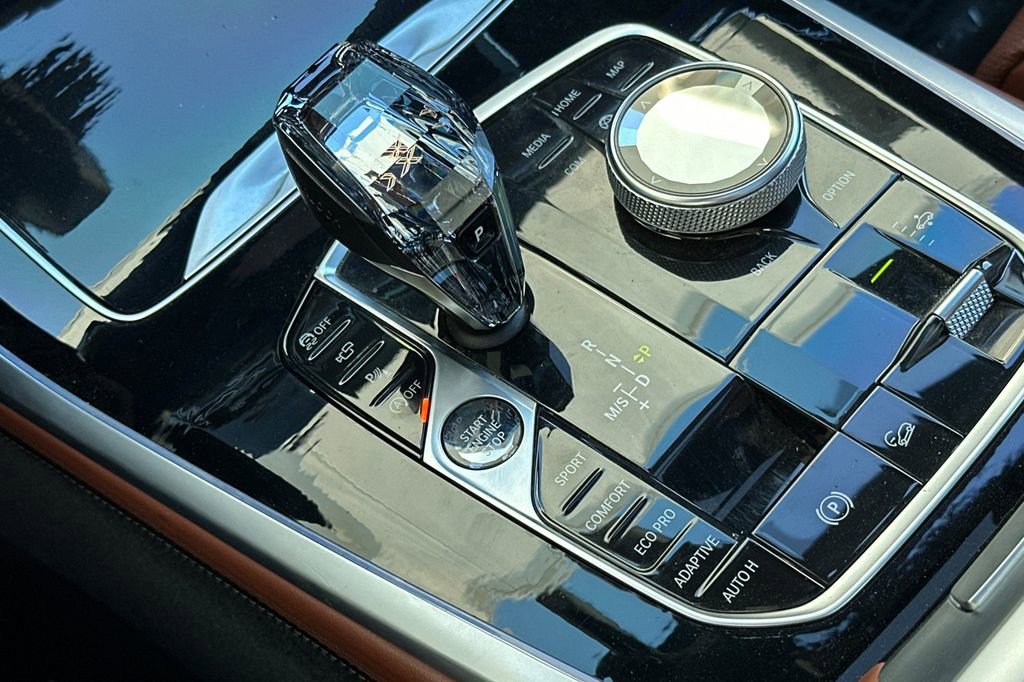 Used 2019 BMW X7 xDrive50i w/ M Sport Package image 24