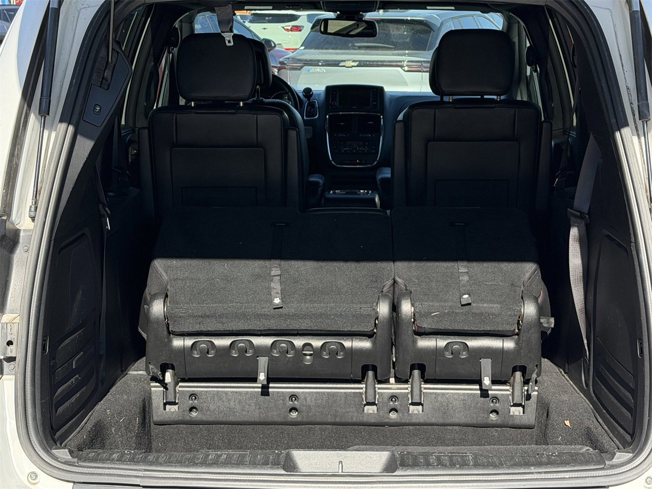 Used 2019 Dodge Grand Caravan GT image 27
