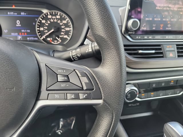 Used 2024 Nissan Altima 2.5 SV FWD image 16