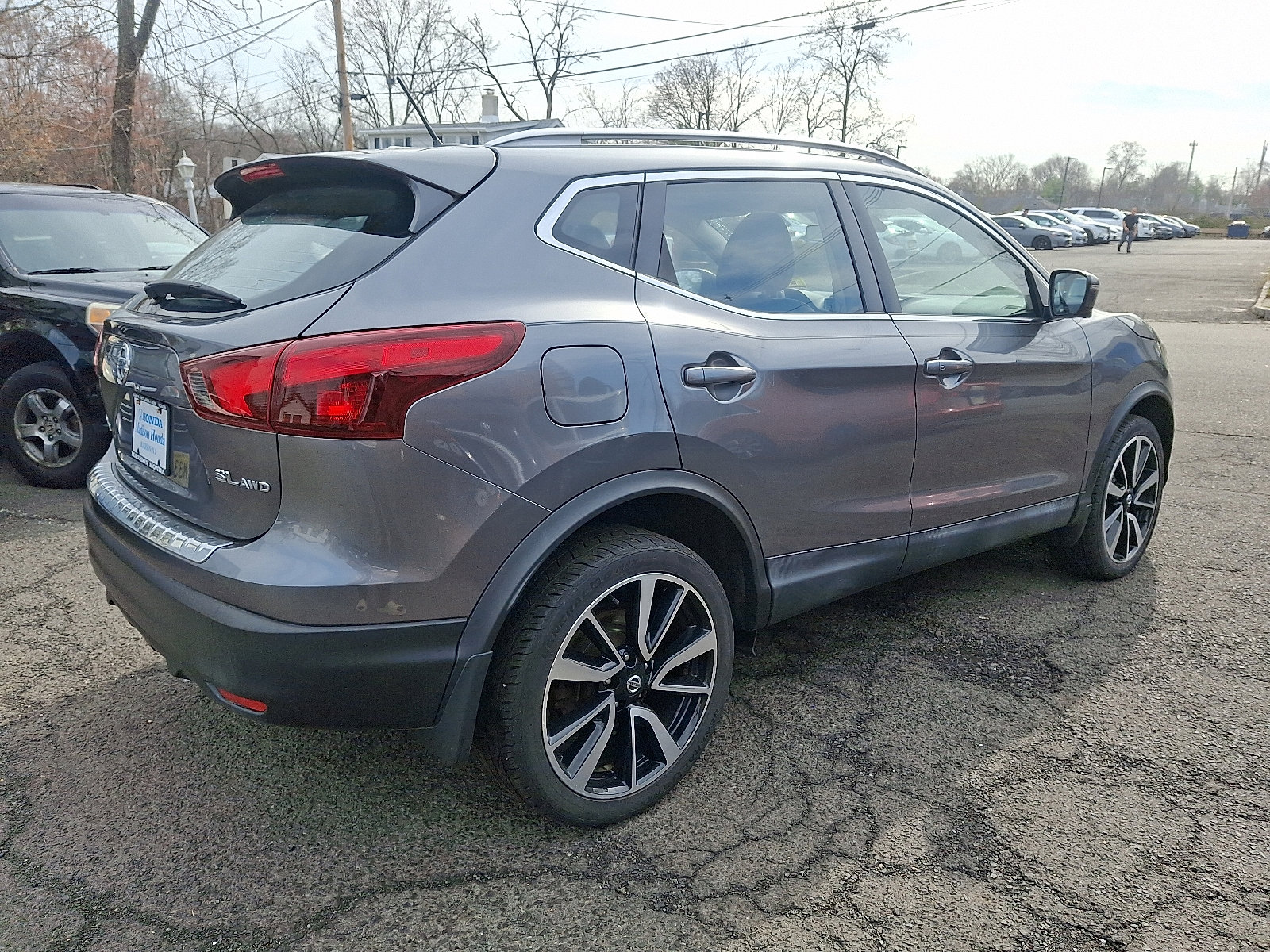 Used 2018 Nissan Rogue Sport SL w/ SL Premium Package image 7