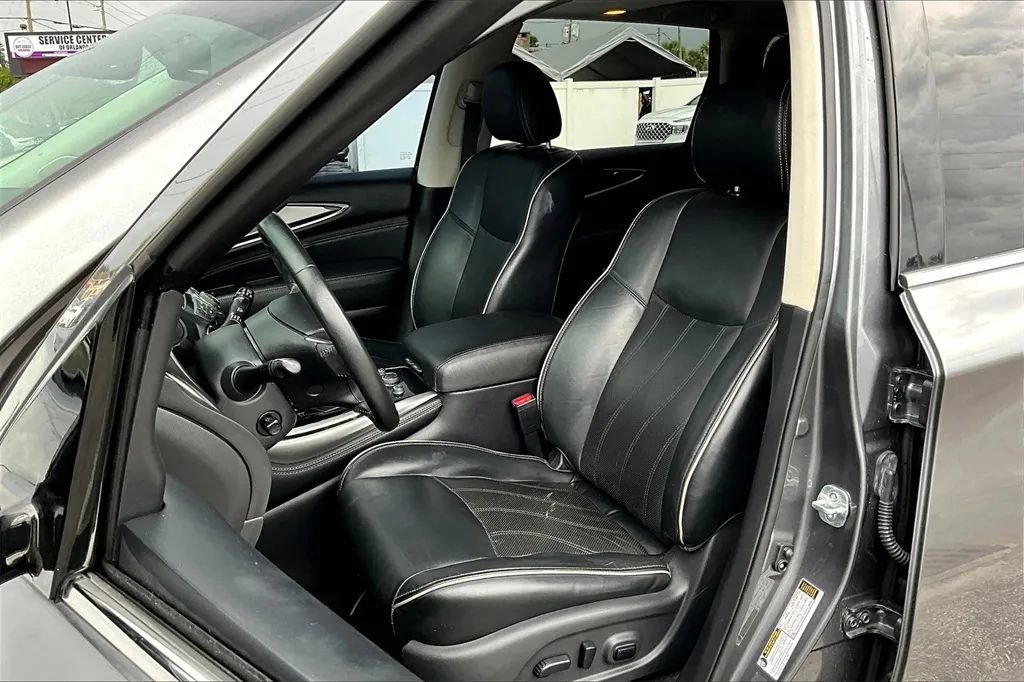 Used 2019 INFINITI QX60 Luxe w/ Essential Package image 25