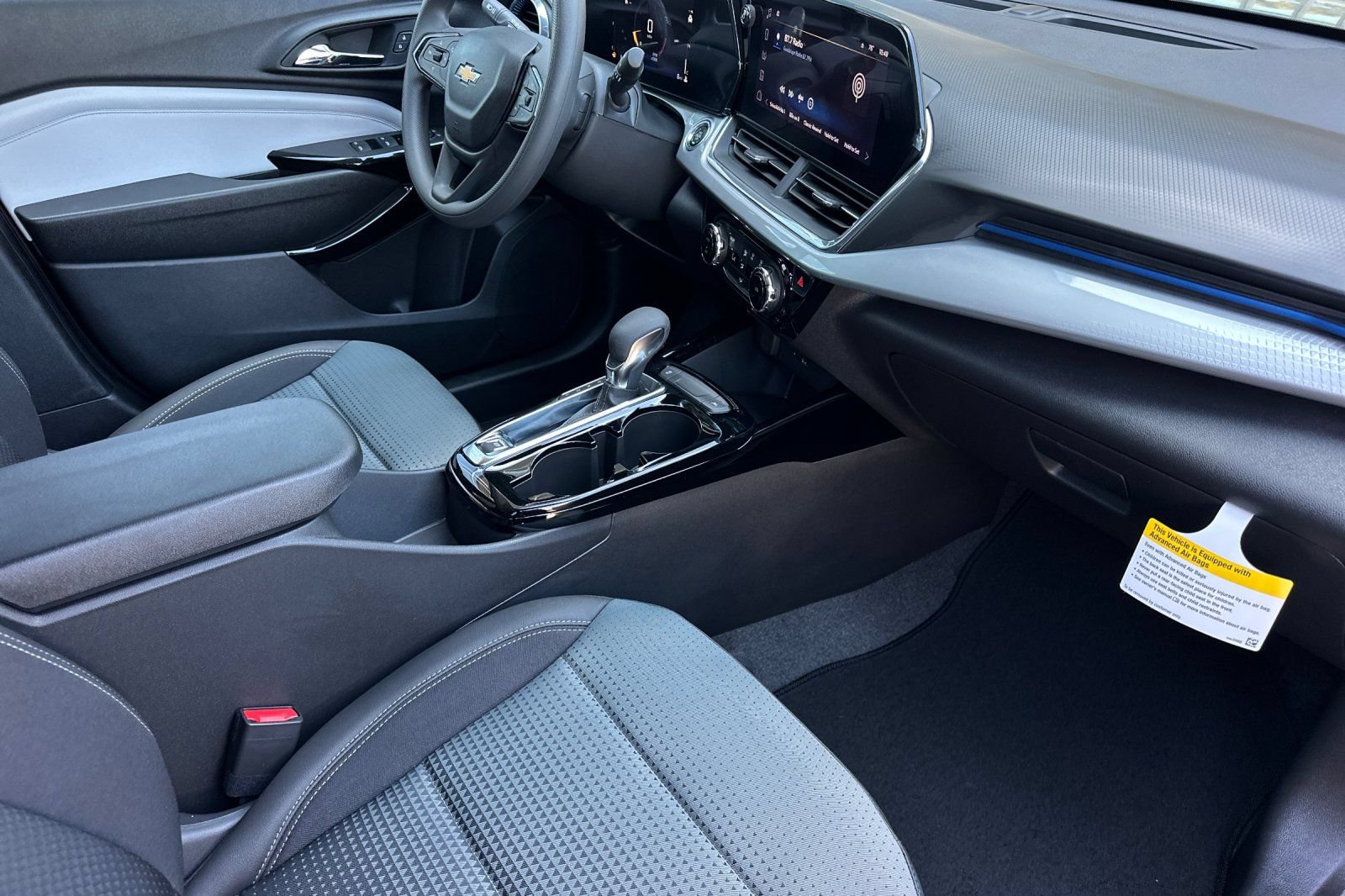 New 2026 Chevrolet Trax LT FWD image 16