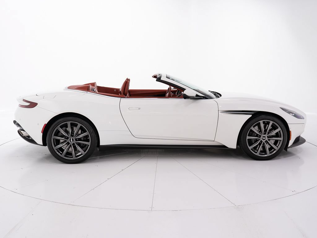 Used 2021 Aston Martin DB11 Volante RWD image 6