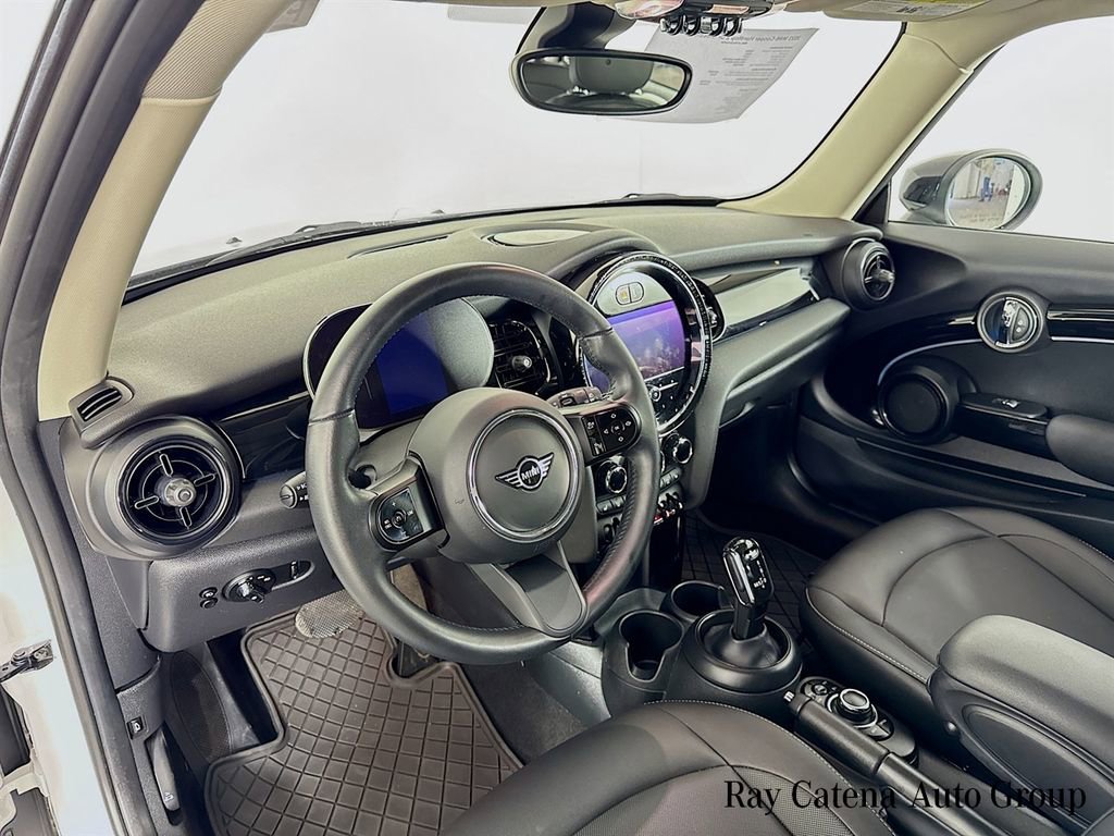 Certified 2023 MINI Cooper 2-Door Hardtop FWD image 9