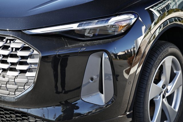 New 2025 Audi Q5 Prestige image 12