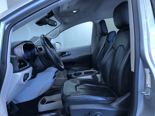 Used 2018 Chrysler Pacifica Touring-L Plus w/ Advanced Safetytec Group image 18