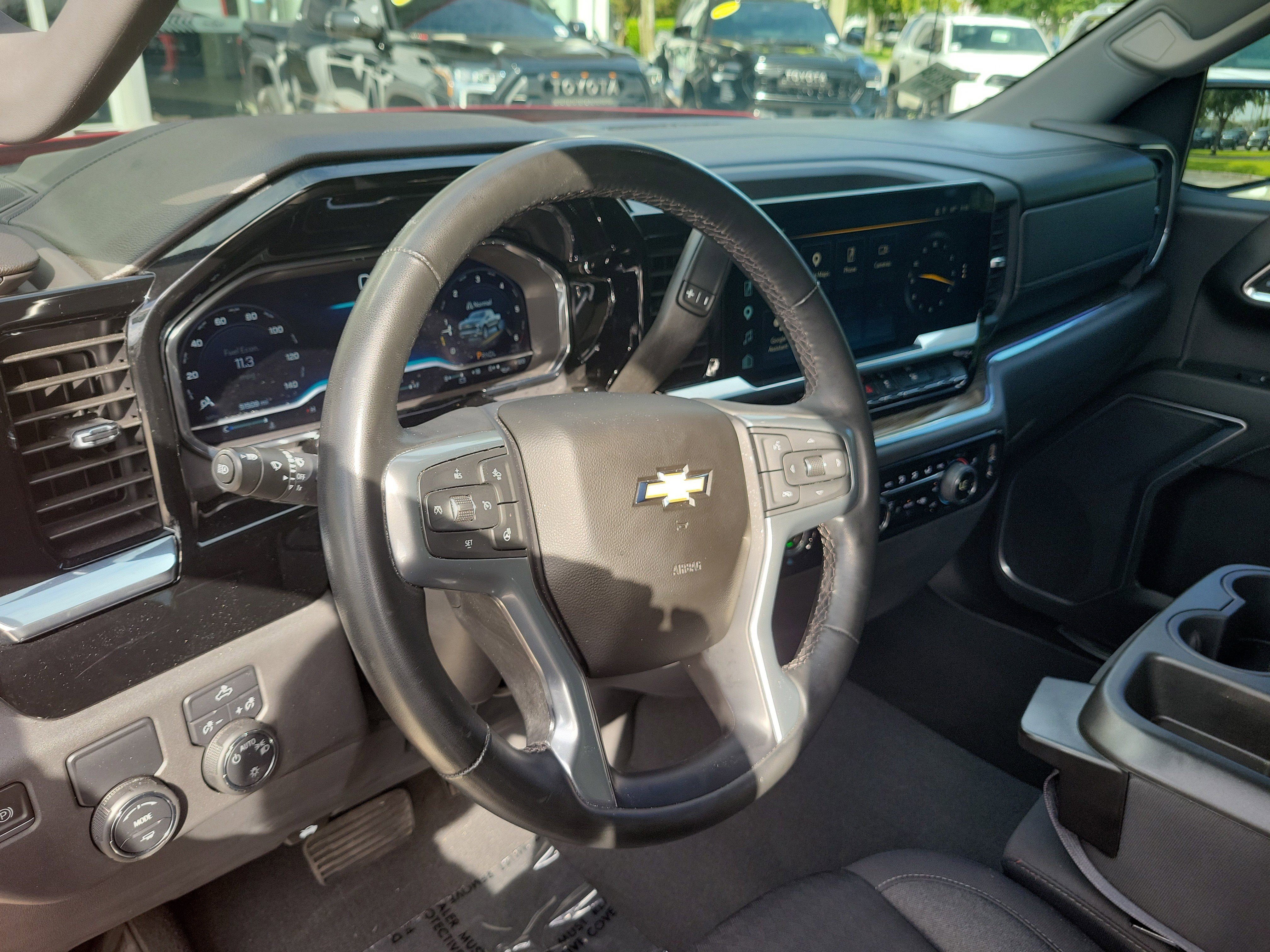 Used 2023 Chevrolet Silverado 1500 LT RWD image 23
