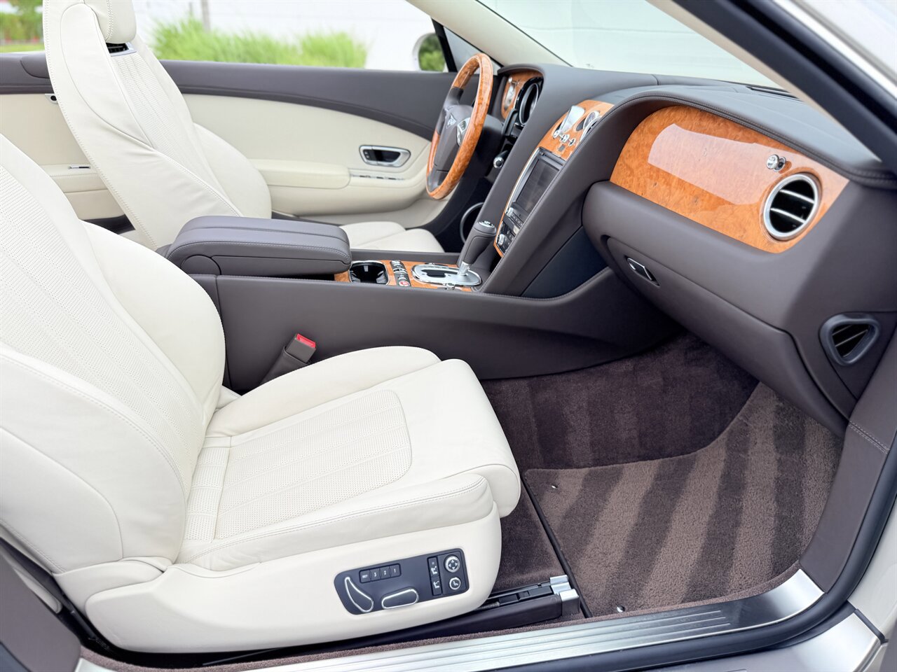 Used 2012 Bentley Continental GT w/ Elegant Specification Pkg AWD/4WD image 14
