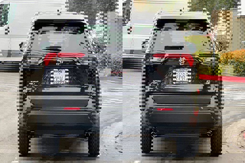 Used 2024 Toyota RAV4 XLE image 5