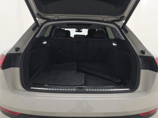 Used 2021 Audi e-tron Premium w/ Convenience Plus Package AWD/4WD image 9