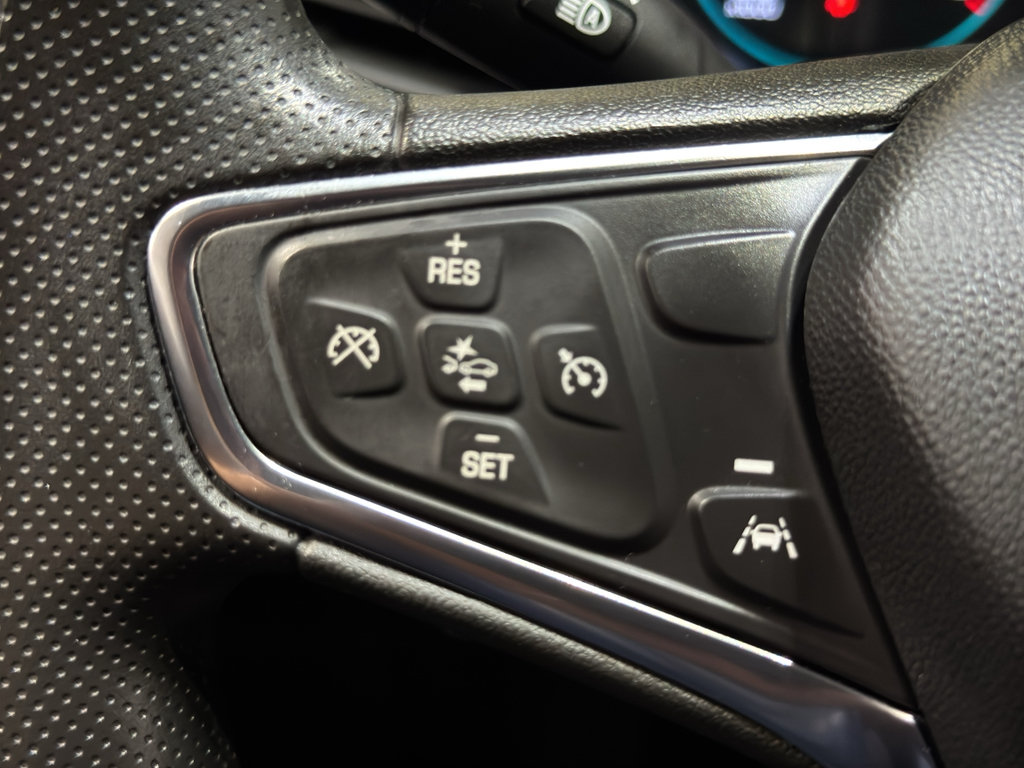 Used 2025 Chevrolet Malibu LT FWD image 20