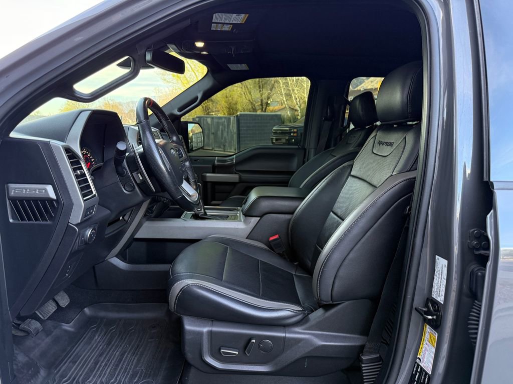 Used 2018 Ford F150 Raptor w/ Equipment Group 802A Luxury image 31
