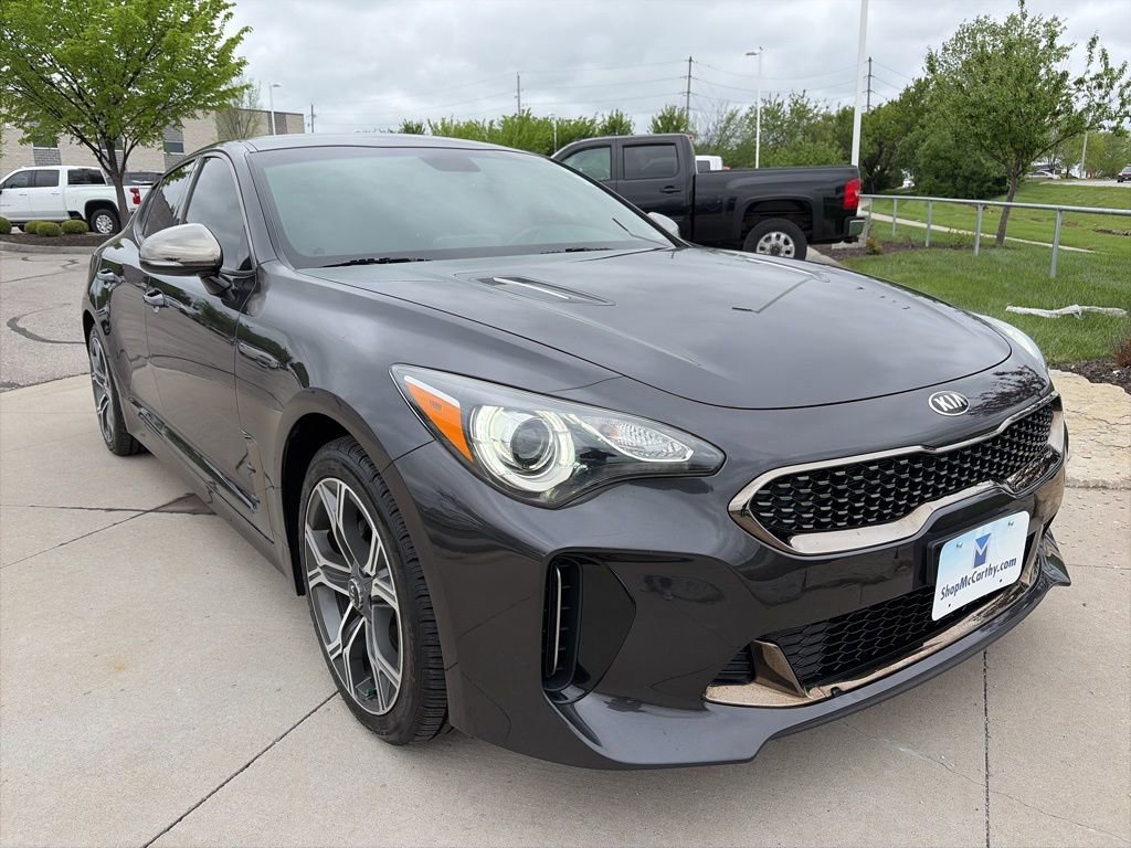 Used 2020 Kia Stinger GT-Line AWD/4WD image 2