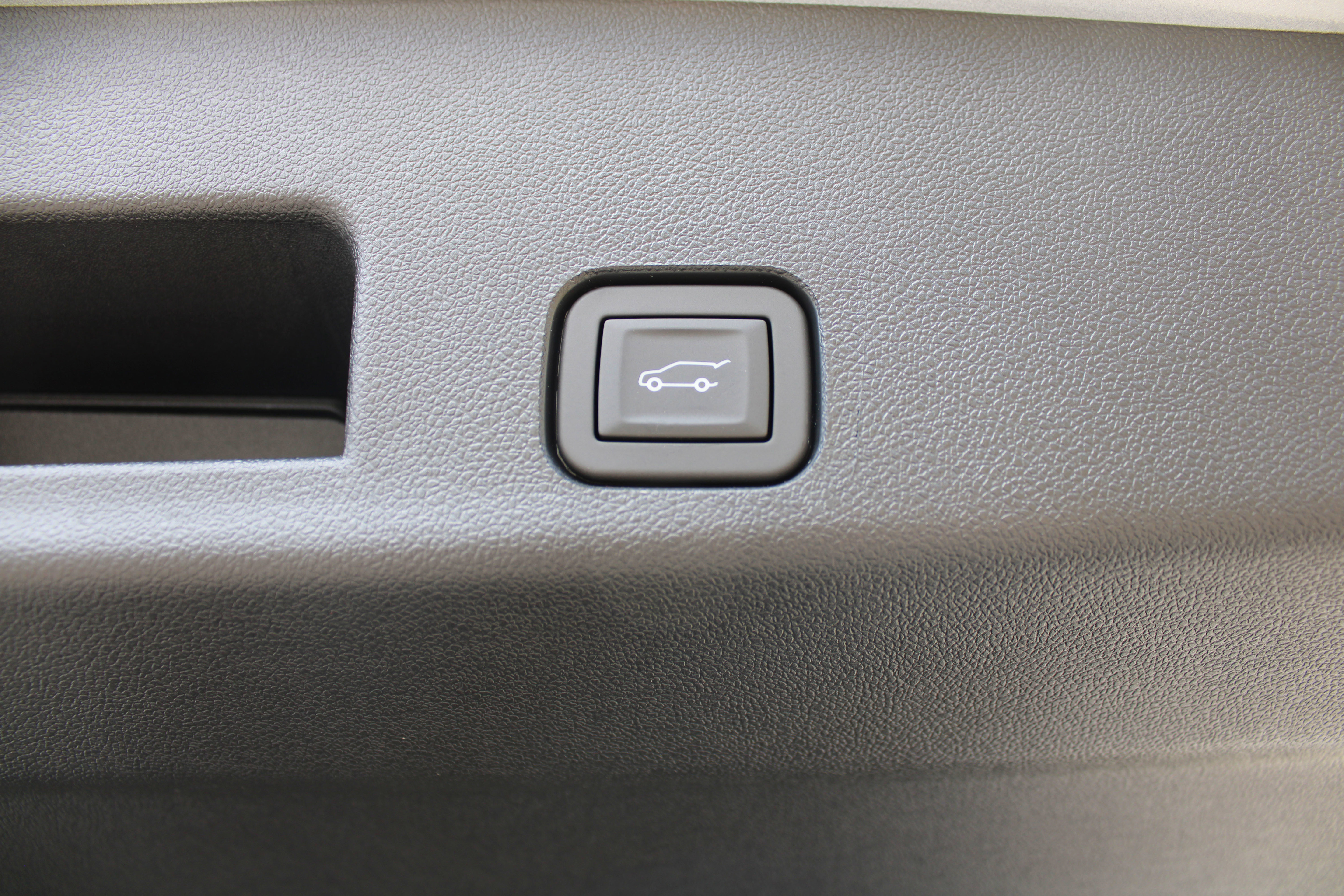 New 2026 Chevrolet Traverse Z71 image 8