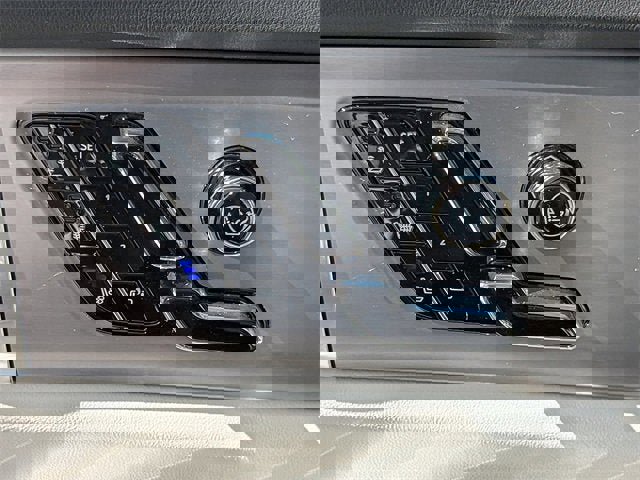 New 2026 Cadillac Vistiq Sport image 22