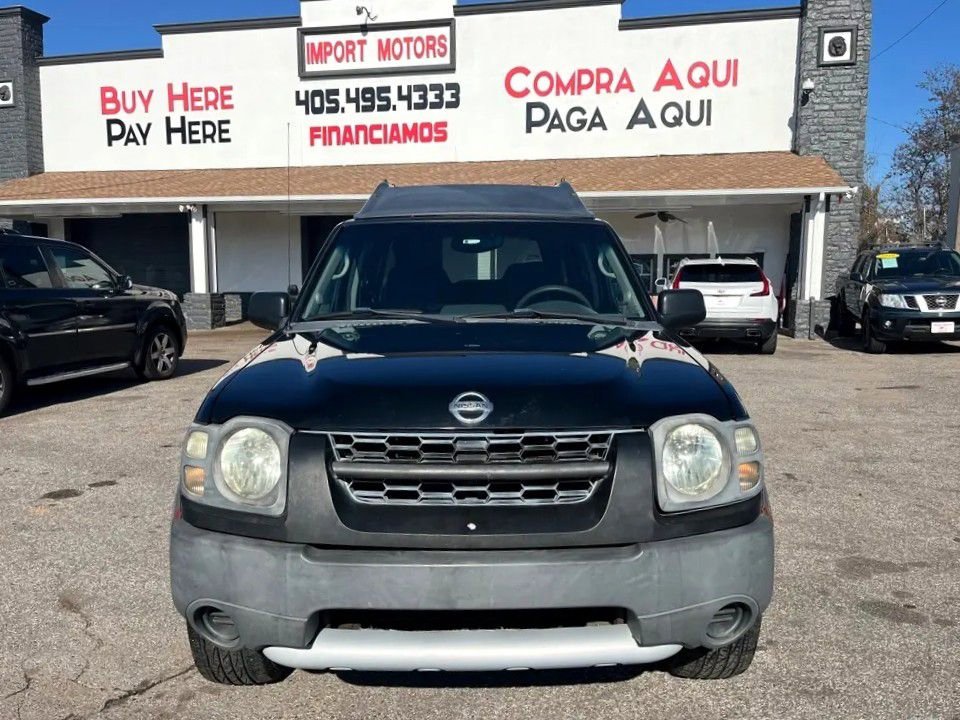 Used 2004 Nissan Xterra XE image 2