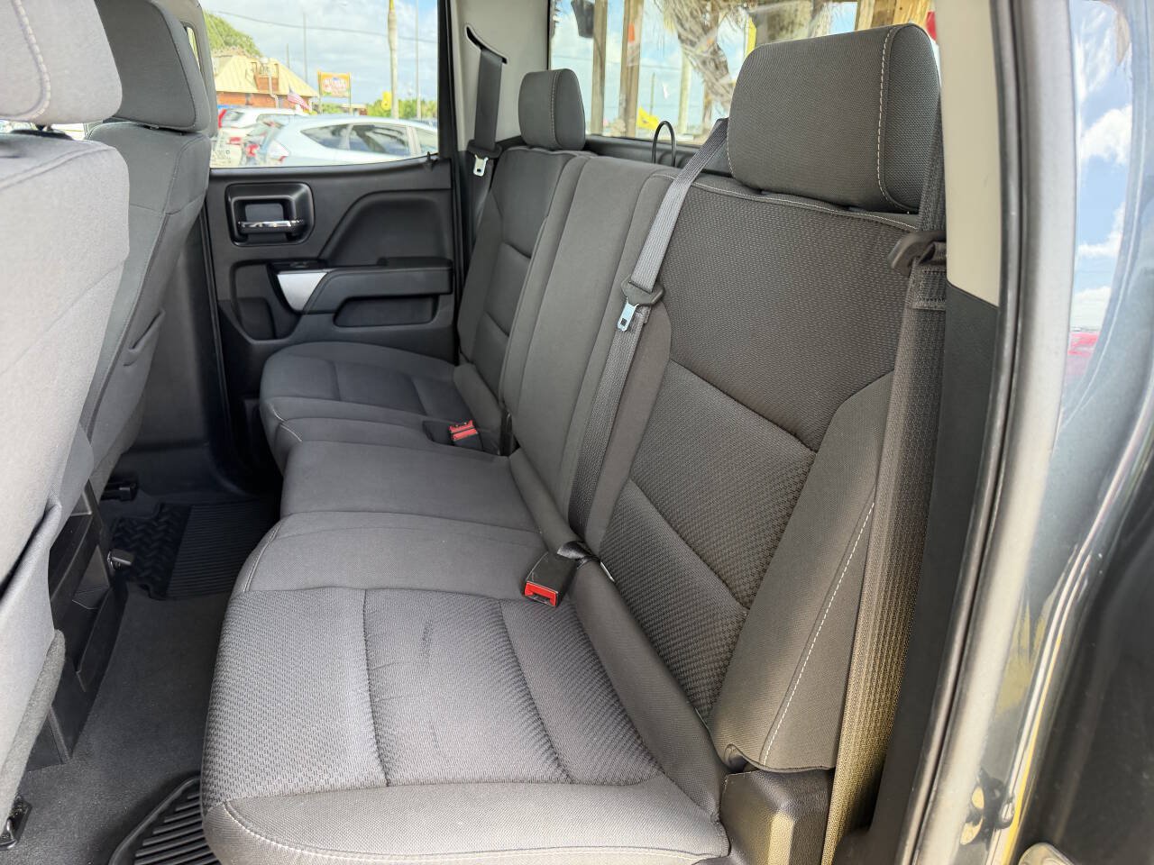 Used 2019 Chevrolet Silverado 1500 LT RWD image 12