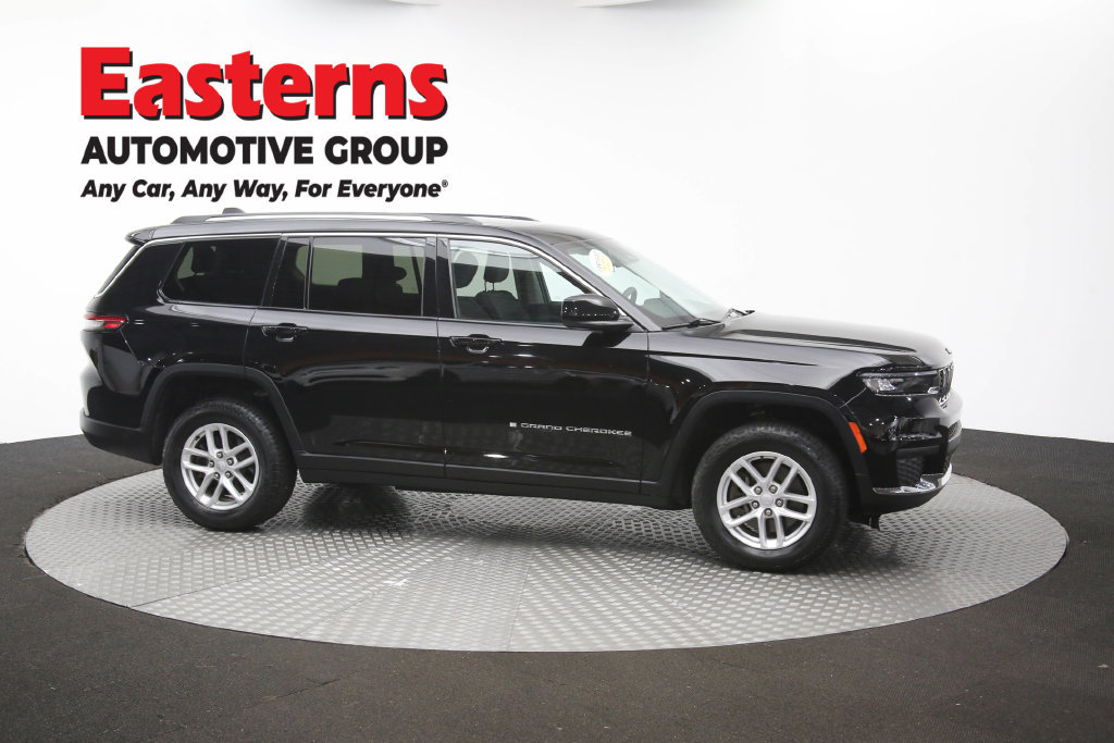 Used 2023 Jeep Grand Cherokee L Laredo AWD/4WD image 52