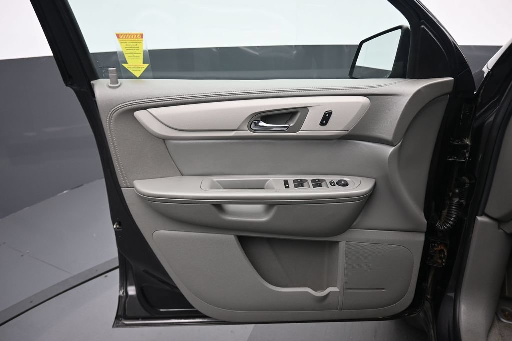 Used 2016 Chevrolet Traverse LS FWD image 9