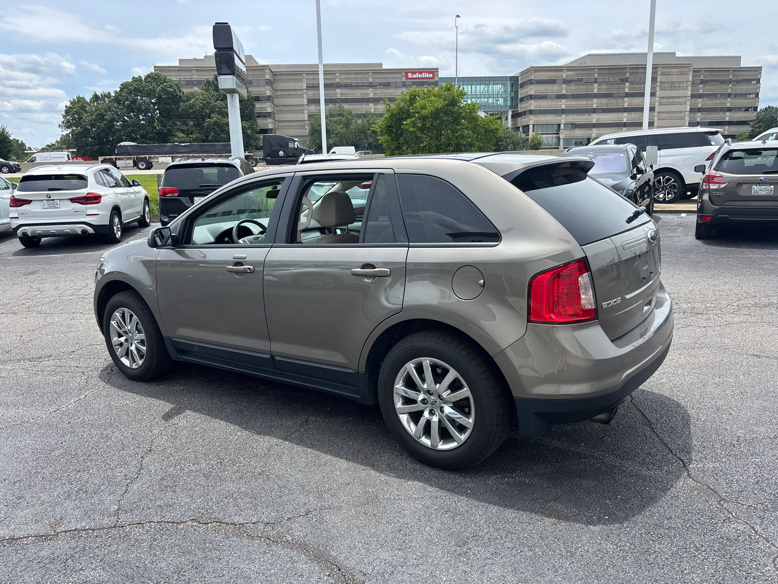 Used 2013 Ford Edge SEL FWD image 5