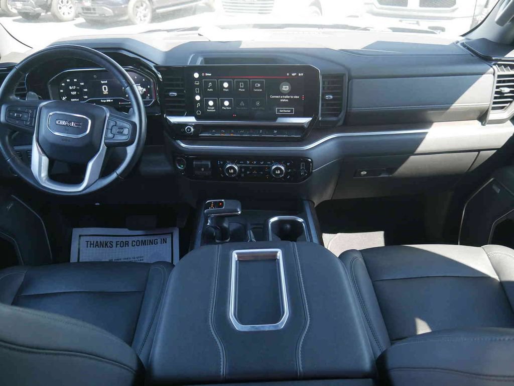 Used 2022 GMC Sierra 1500 SLT w/ SLT Premium Plus Package AWD/4WD image 5