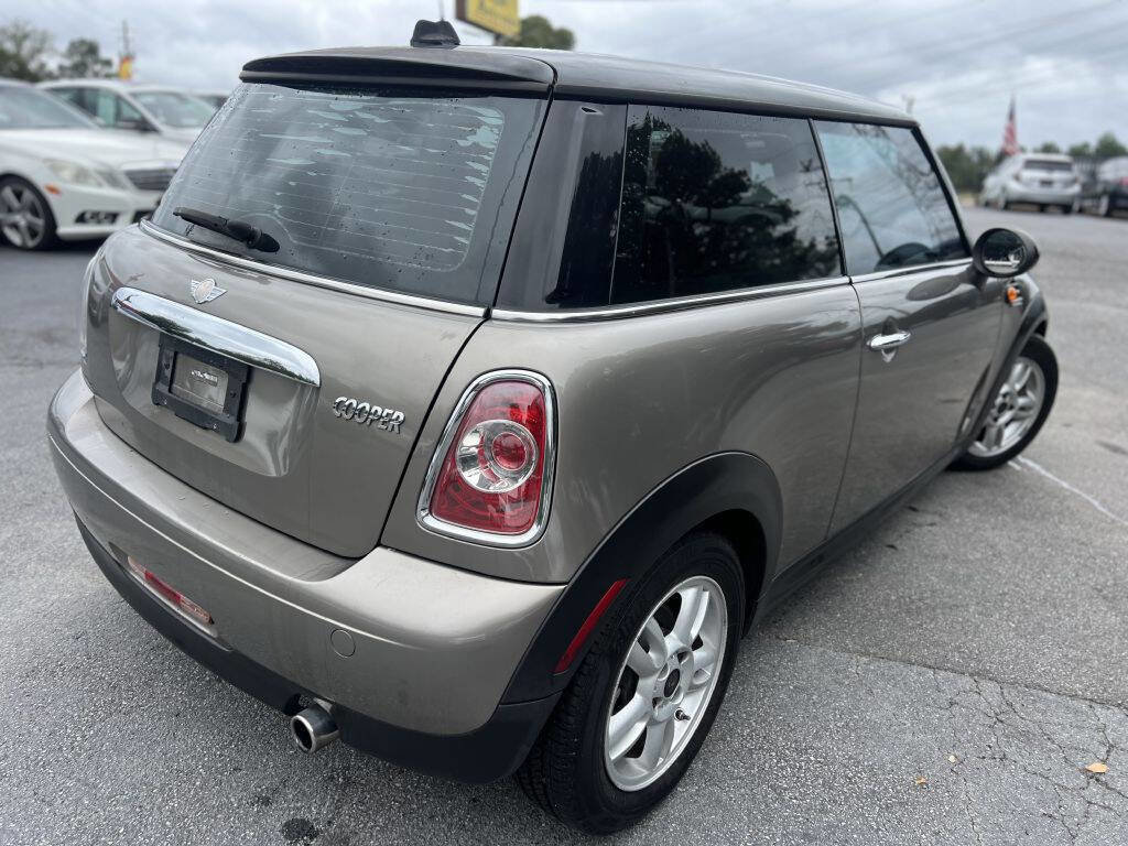 Used 2012 MINI Cooper Hardtop image 4