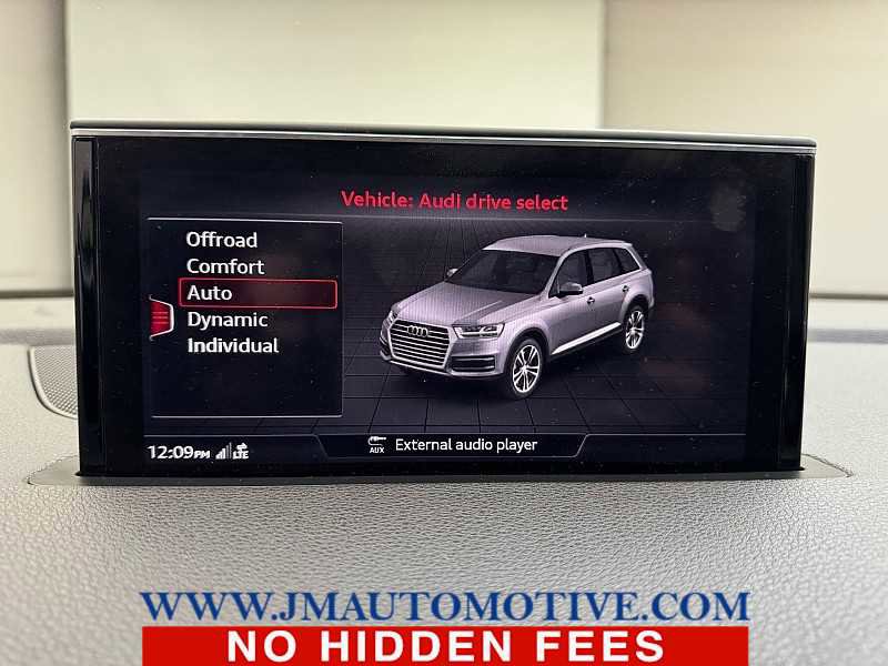 Used 2017 Audi Q7 3.0T Premium Plus image 32