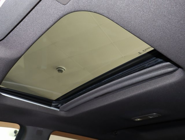 Used 2021 GMC Sierra 2500 Denali w/ Denali Ultimate Package image 32