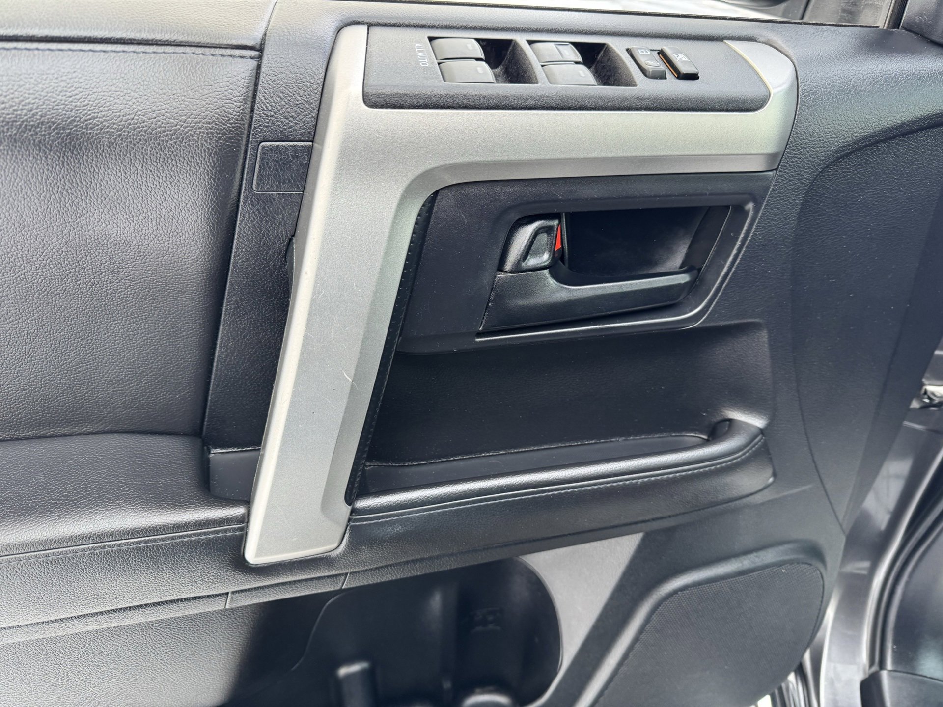 Used 2011 Toyota 4Runner Trail image 19