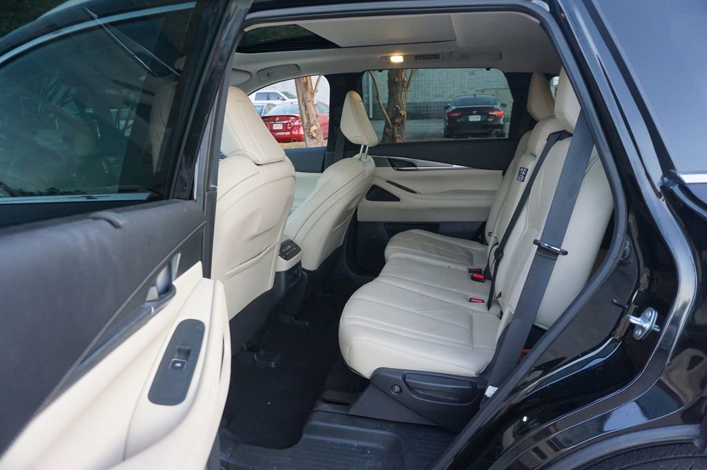 Used 2023 INFINITI QX60 Luxe w/ Cargo Package image 15