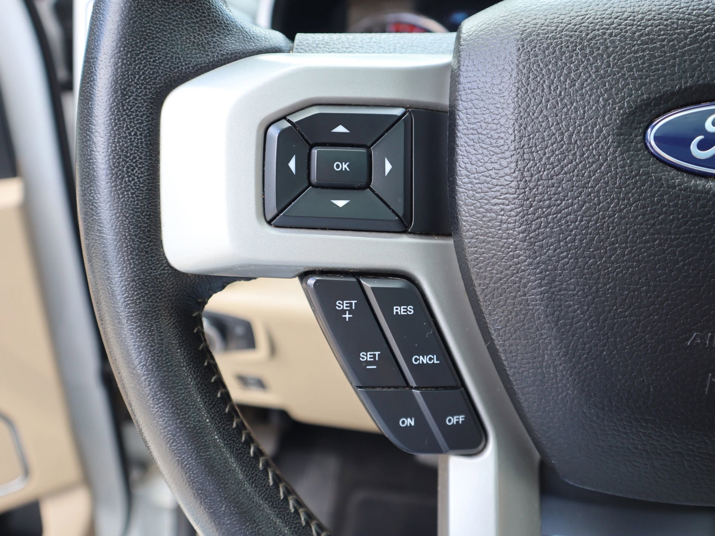 Used 2018 Ford F250 Lariat w/ Lariat Ultimate Package image 22