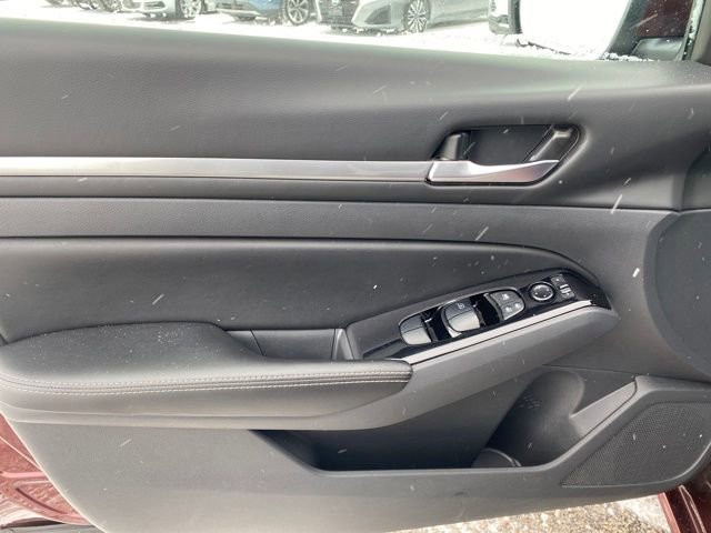 Used 2023 Nissan Altima 2.5 SV image 16