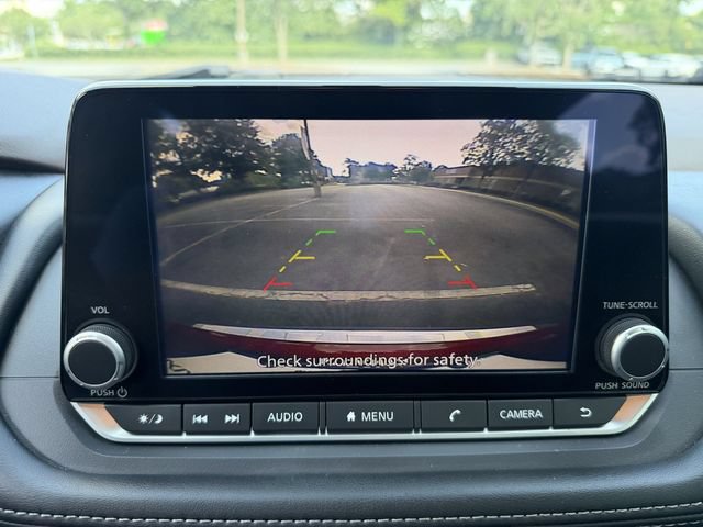 Used 2023 Nissan Rogue SV FWD image 24