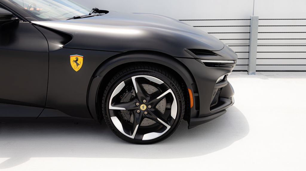 Used 2026 Ferrari Purosangue AWD/4WD image 56