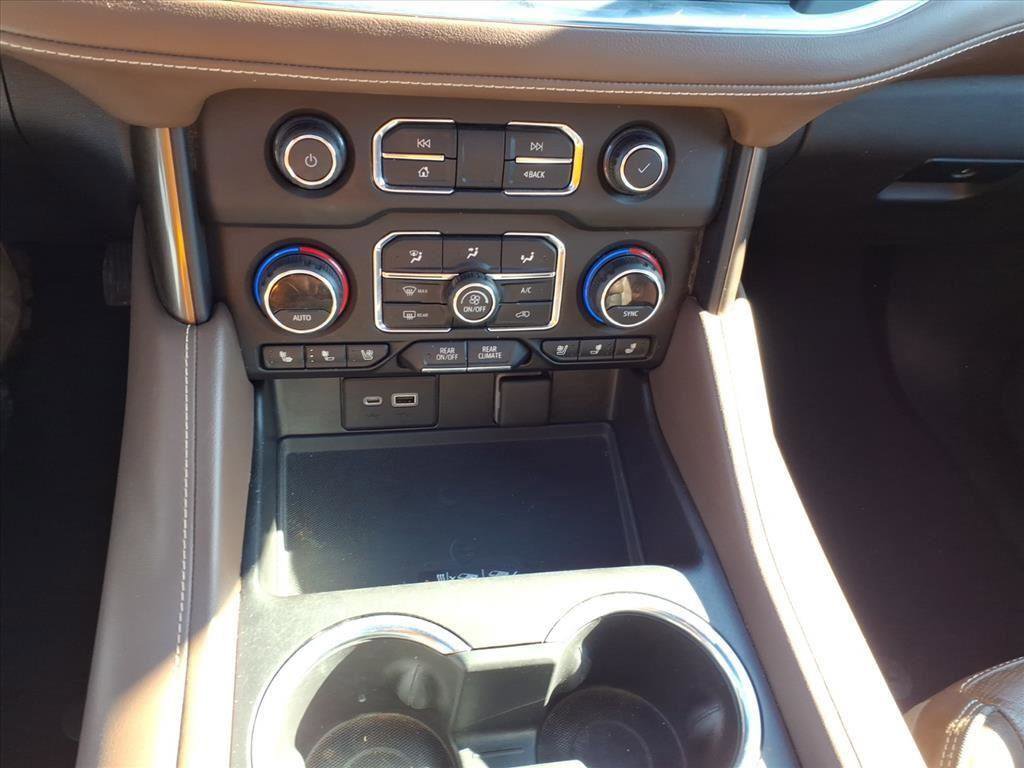 Used 2021 Chevrolet Suburban High Country w/ Premium Package image 51