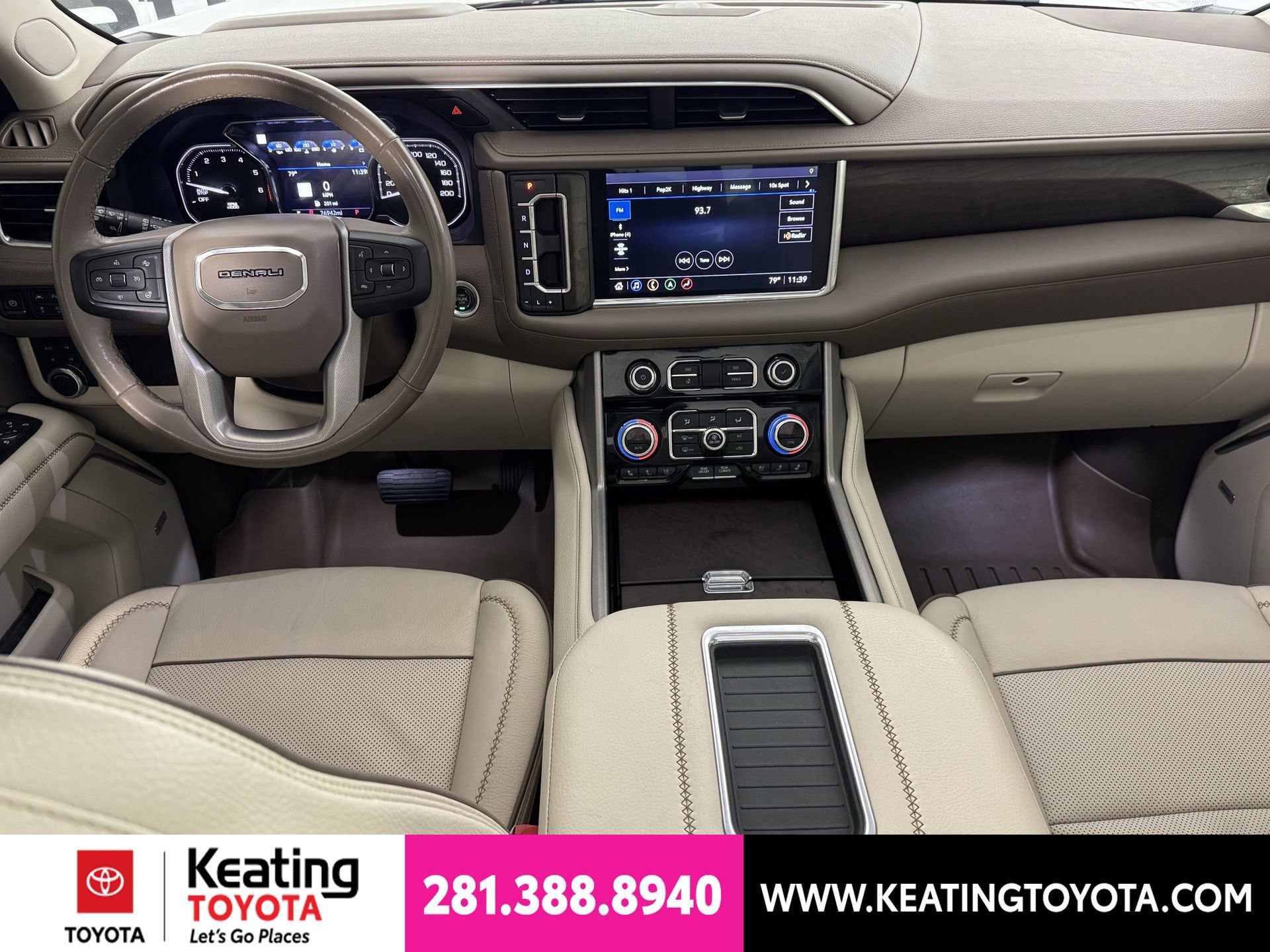 Used 2021 GMC Yukon Denali w/ Denali Premium Package AWD/4WD image 23