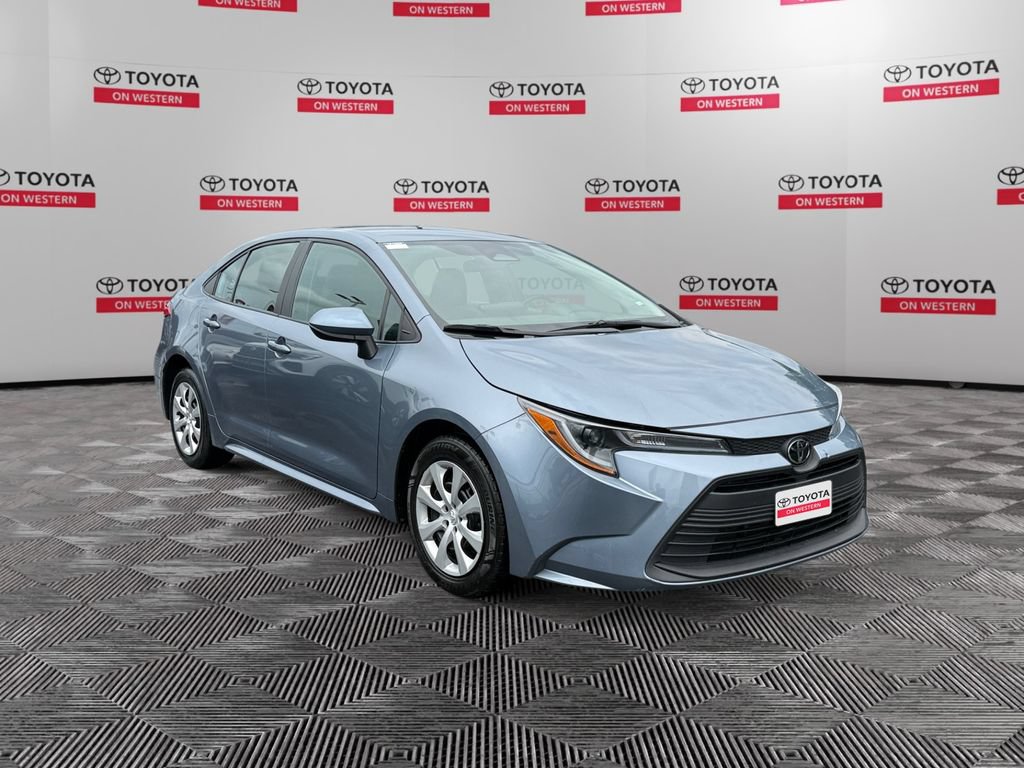 Certified 2024 Toyota Corolla LE FWD image 3