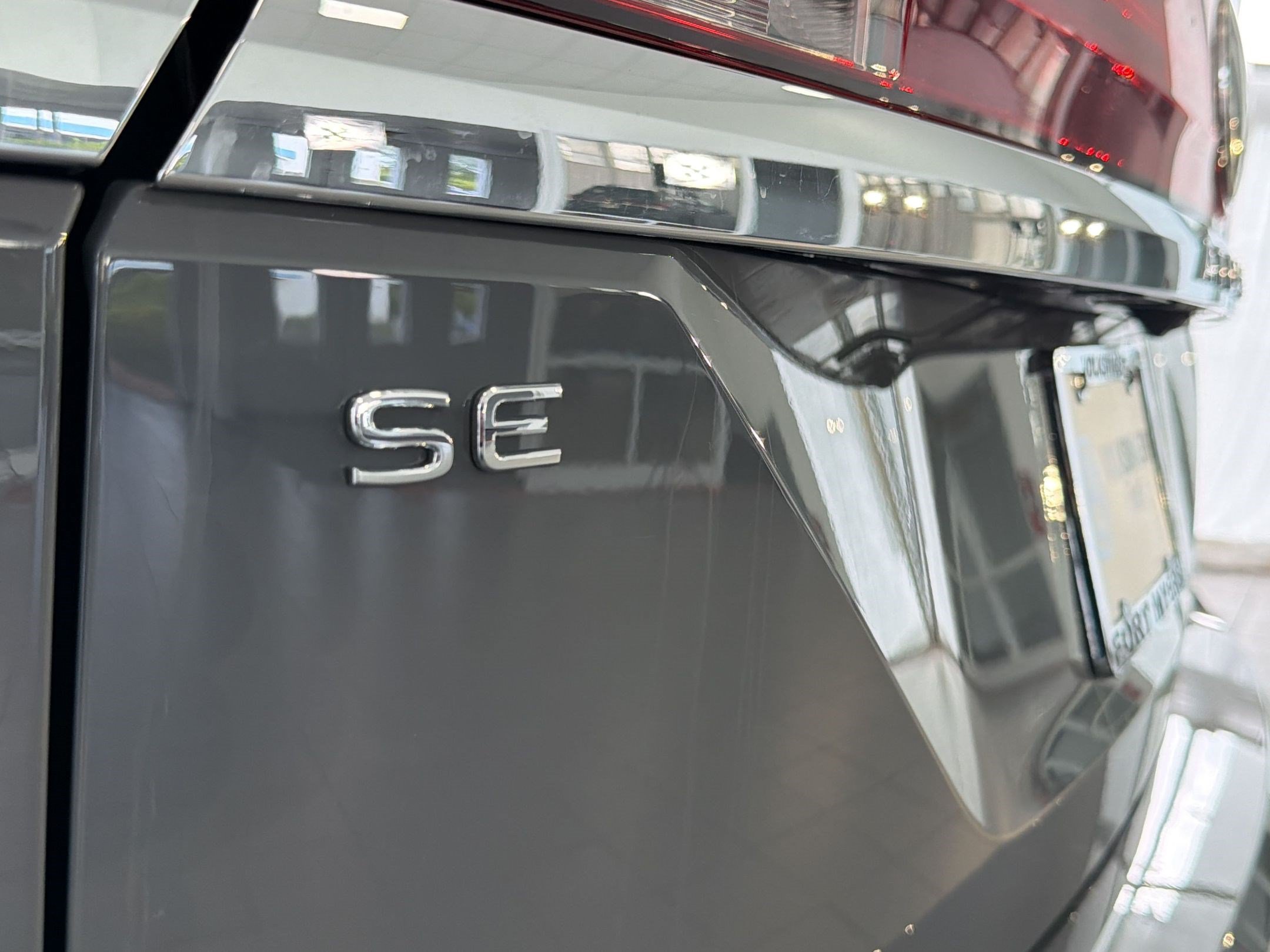 New 2026 Volkswagen Atlas SE FWD image 36