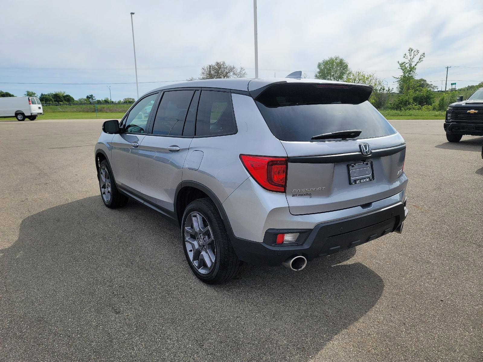 Used 2023 Honda Passport EX-L image 4