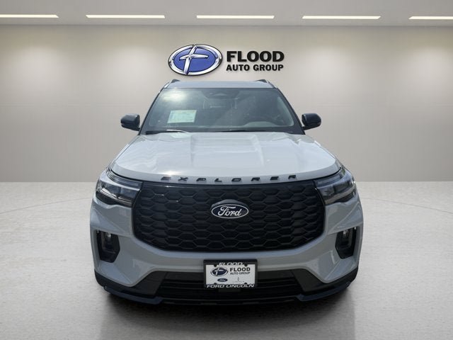 New 2027 Ford Explorer ST-Line AWD/4WD image 2