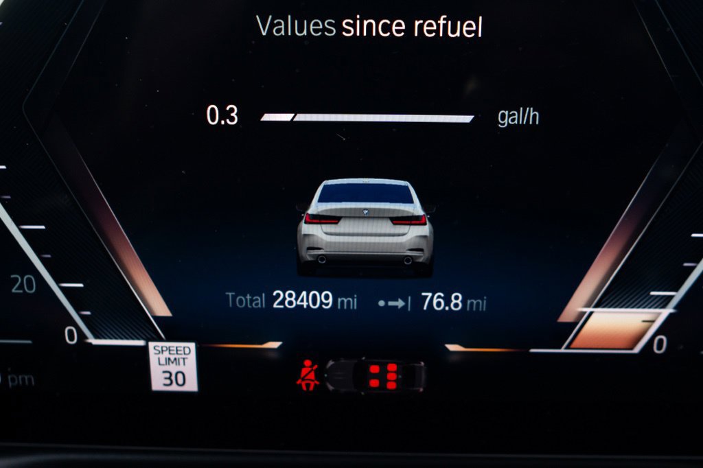 Certified 2023 BMW 330i xDrive Sedan w/ Premium Package AWD/4WD image 28