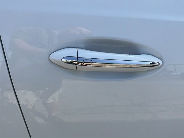 Used 2025 Buick Encore GX Preferred image 12